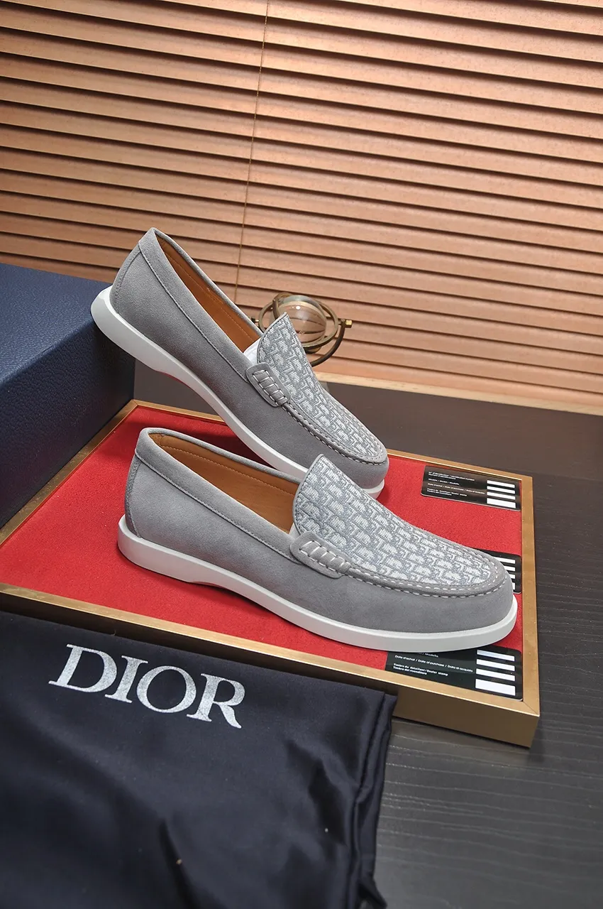 Men's shoes 💰520💶 [Dior] high-end goods Niuli original order quality Dior —🆘. Dior original order purchasing, high-end leather shoes, fabric: imported cowhide from Italy ➕ water-dyed cowhide/cowhide lining ➕ special original outsole, fine workmanship, real-life shooting 🎬 size: 38-45 (customized at 45)